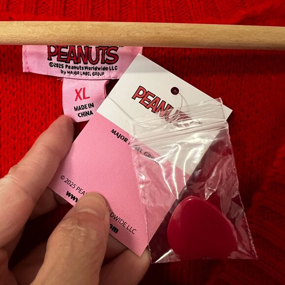 Peanuts Snoopy Valentine's Day Cardigan Sweater V-Neck XTRA-LARGE Red Checker - Picture 4 of 10